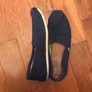 Kids Old Navy Jelly Shoes on Poshmark Kids Old Navy Jelly Shoes on Poshmark